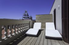 Apartamento en Barcelona - OLA LIVING BISBE ATTIC SQUARE VIEW