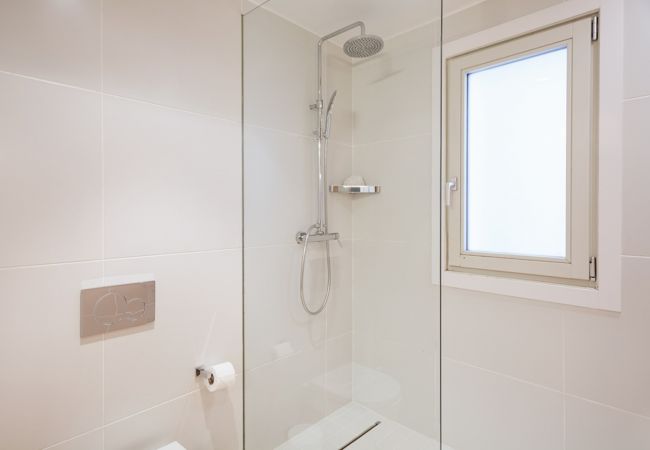 Apartamento en Barcelona - OLA LIVING BISBE SQUARE VIEW 1 Apartamento en Barcelona - OLA LIVING BISBE SQUARE VIEW 1