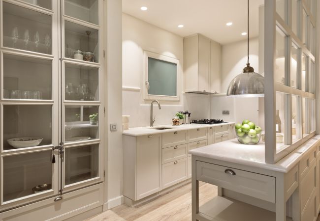 Apartamento en Barcelona - OLA LIVING ENRIC GRANADOS Apartamento en Barcelona - OLA LIVING ENRIC GRANADOS