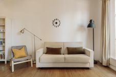 Apartamento en Barcelona - OLA LIVING SANT ANTONI 302