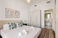 Apartamento en Barcelona - OLA LIVING ARCO DEL TRIUNFO