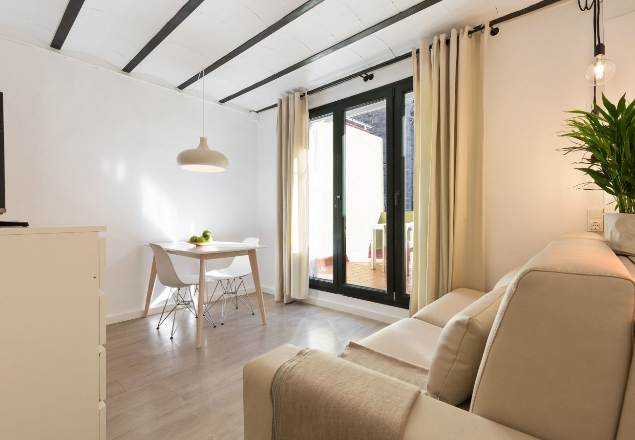 Estudio en Barcelona - OLA LIVING BORN 10 ATTIC