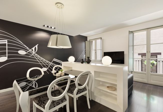 Apartamento en Barcelona - OLA LIVING PETRITXOL LA PEDRERA Apartamento en Barcelona - OLA LIVING PETRITXOL LA PEDRERA