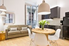 Estudio en Barcelona - OLA LIVING CANUDA 1