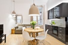 Estudio en Barcelona - OLA LIVING CANUDA 1