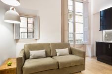 Estudio en Barcelona - OLA LIVING CANUDA 1