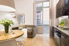 Estudio en Barcelona - OLA LIVING CANUDA 1