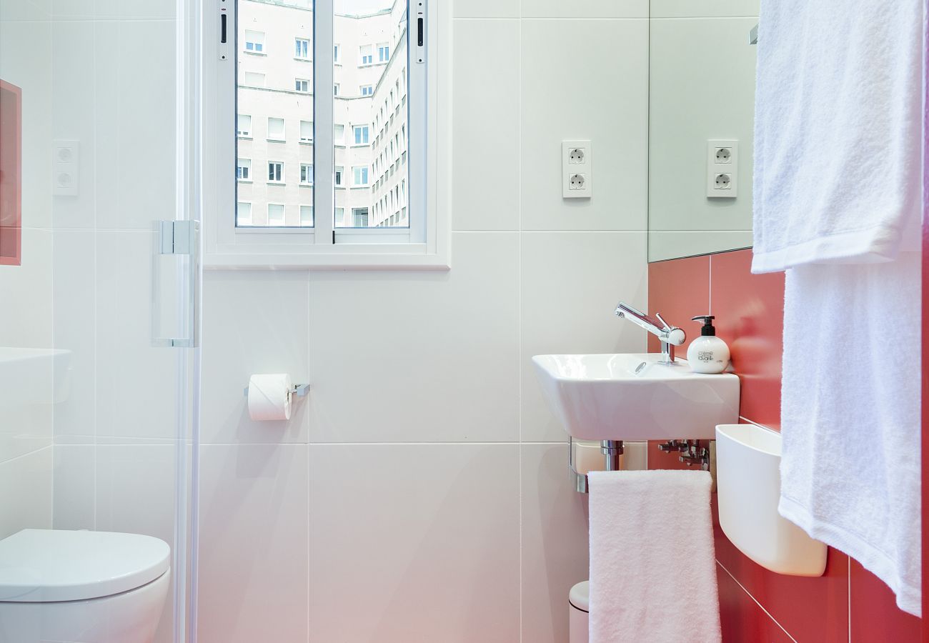 Apartamento en Barcelona - OLA LIVING SANTA ANNA ATTIC