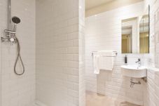 Alquiler por habitaciones en Barcelona - Ola Living Hostal Diagonal 10 Individual