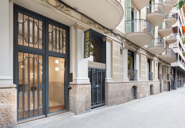 Alquiler por habitaciones en Barcelona - Ola Living Hostal Diagonal 8