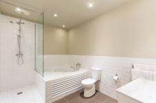 Alquiler por habitaciones en Barcelona - Ola Living Hostal Diagonal 12