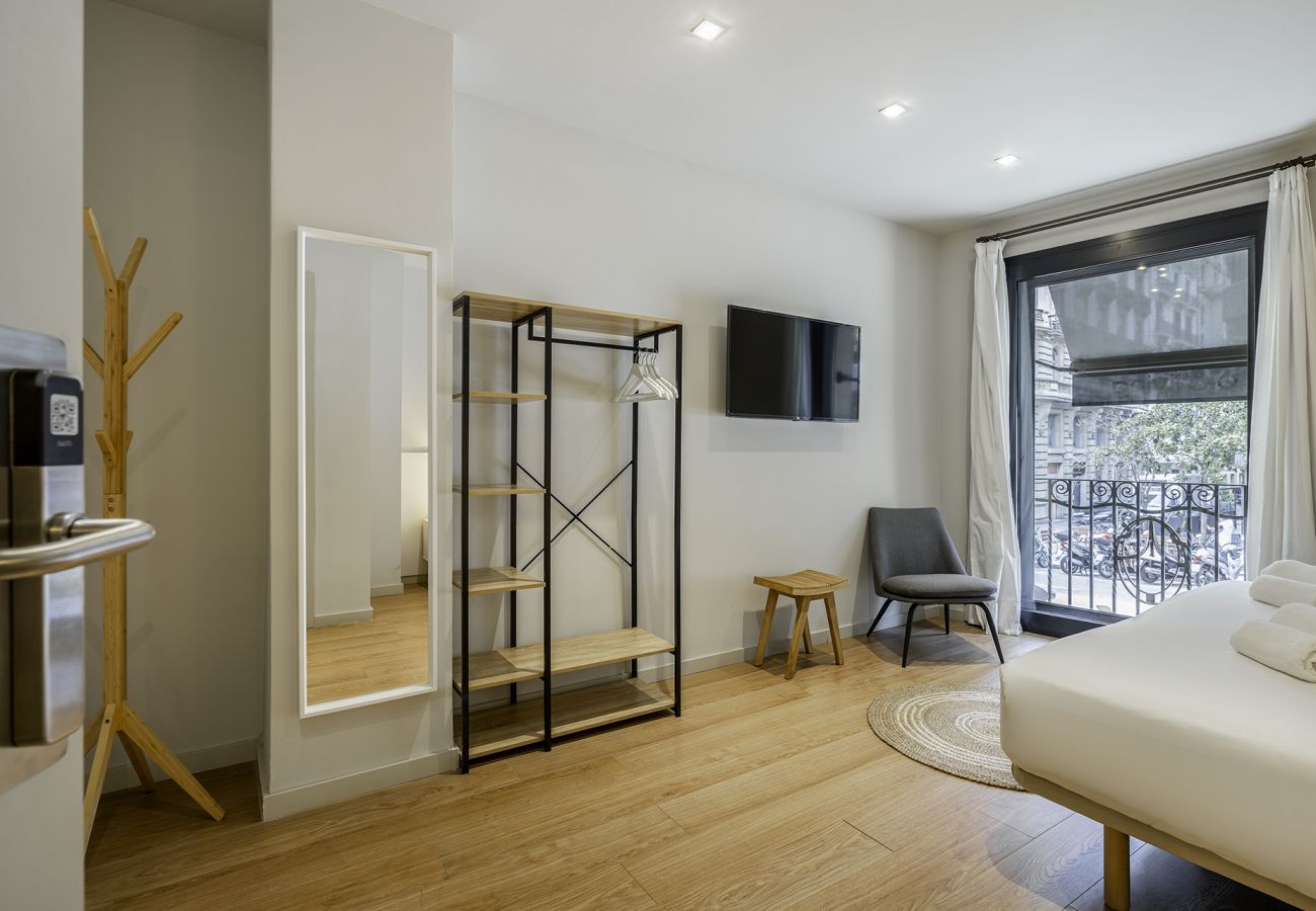 Alquiler por habitaciones en Barcelona - Ola Living Hostal Diagonal 1