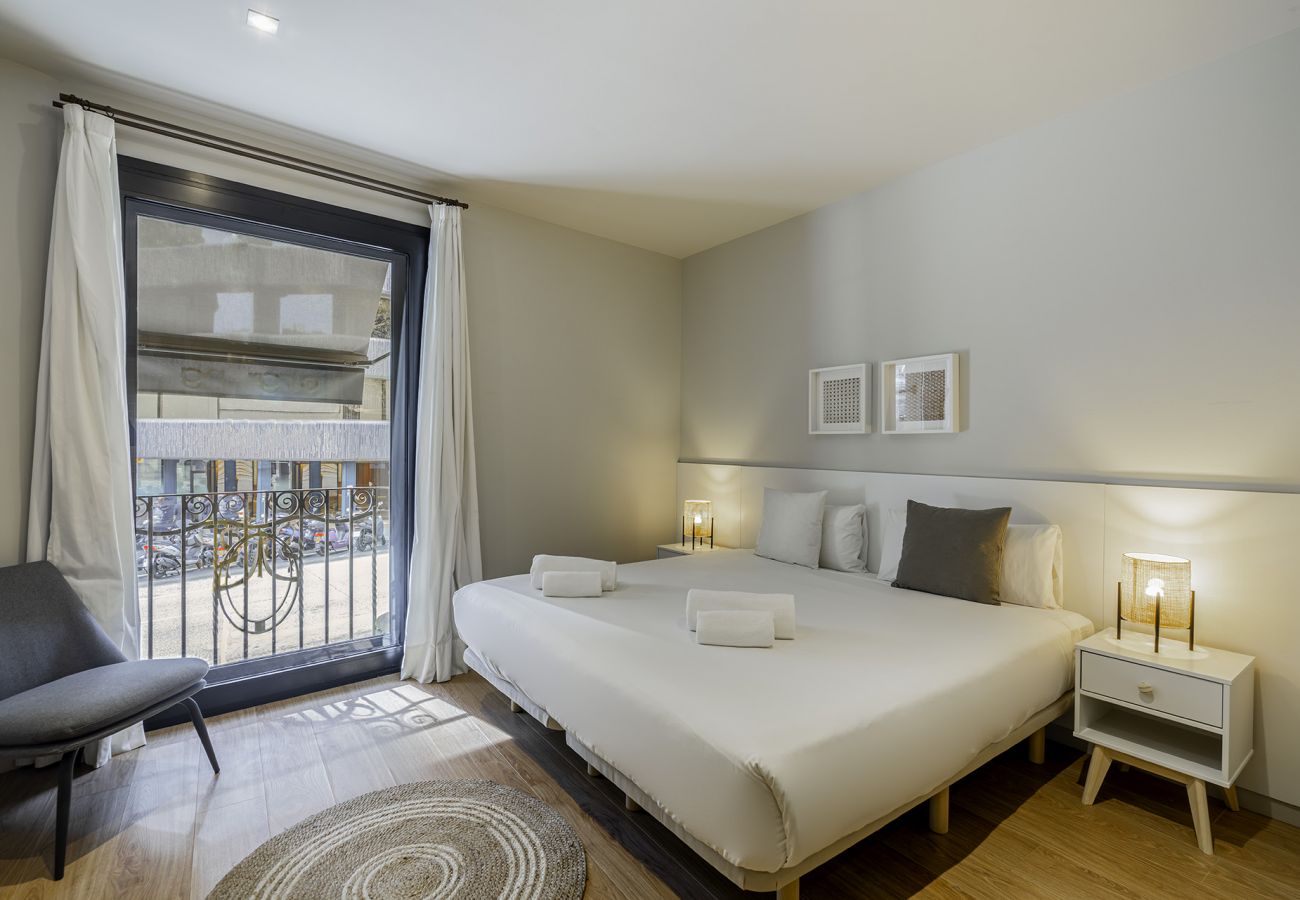 Alquiler por habitaciones en Barcelona - Ola Living Hostal Diagonal 1