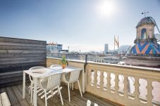 Ferienwohnung in Barcelona - OLA LIVING BISBE ATTIC STREET VIEW