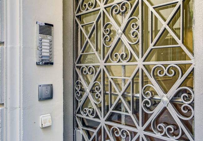 Ferienwohnung in Barcelona - OLA LIVING MUSIC P1 Ferienwohnung in Barcelona - OLA LIVING MUSIC P1