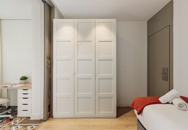 Ferienwohnung in Barcelona - OLA LIVING BALMES E2 Ferienwohnung in Barcelona - OLA LIVING BALMES E2
