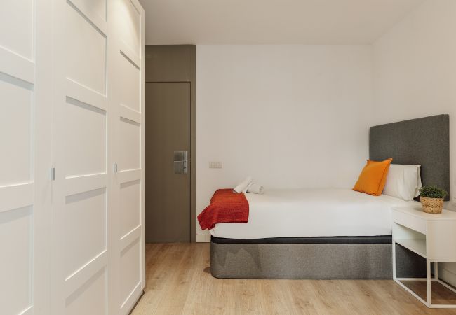 Ferienwohnung in Barcelona - OLA LIVING BALMES E2 Ferienwohnung in Barcelona - OLA LIVING BALMES E2