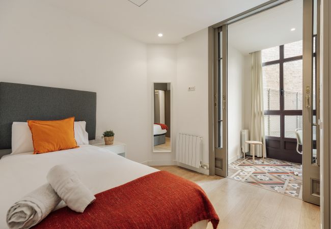 Ferienwohnung in Barcelona - OLA LIVING BALMES E2 Ferienwohnung in Barcelona - OLA LIVING BALMES E2