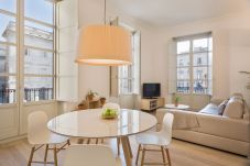 Ferienwohnung in Barcelona - OLA LIVING BISBE SQUARE VIEW 1