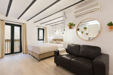 Studio in Barcelona - OLA LIVING BORN 3