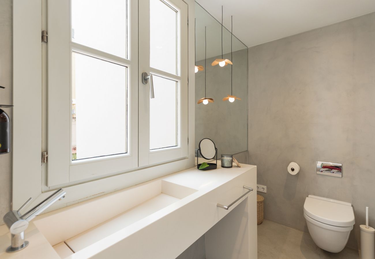 Ferienwohnung in Barcelona - OLA LIVING PETRITXOL SANTA MARÍA DEL MAR