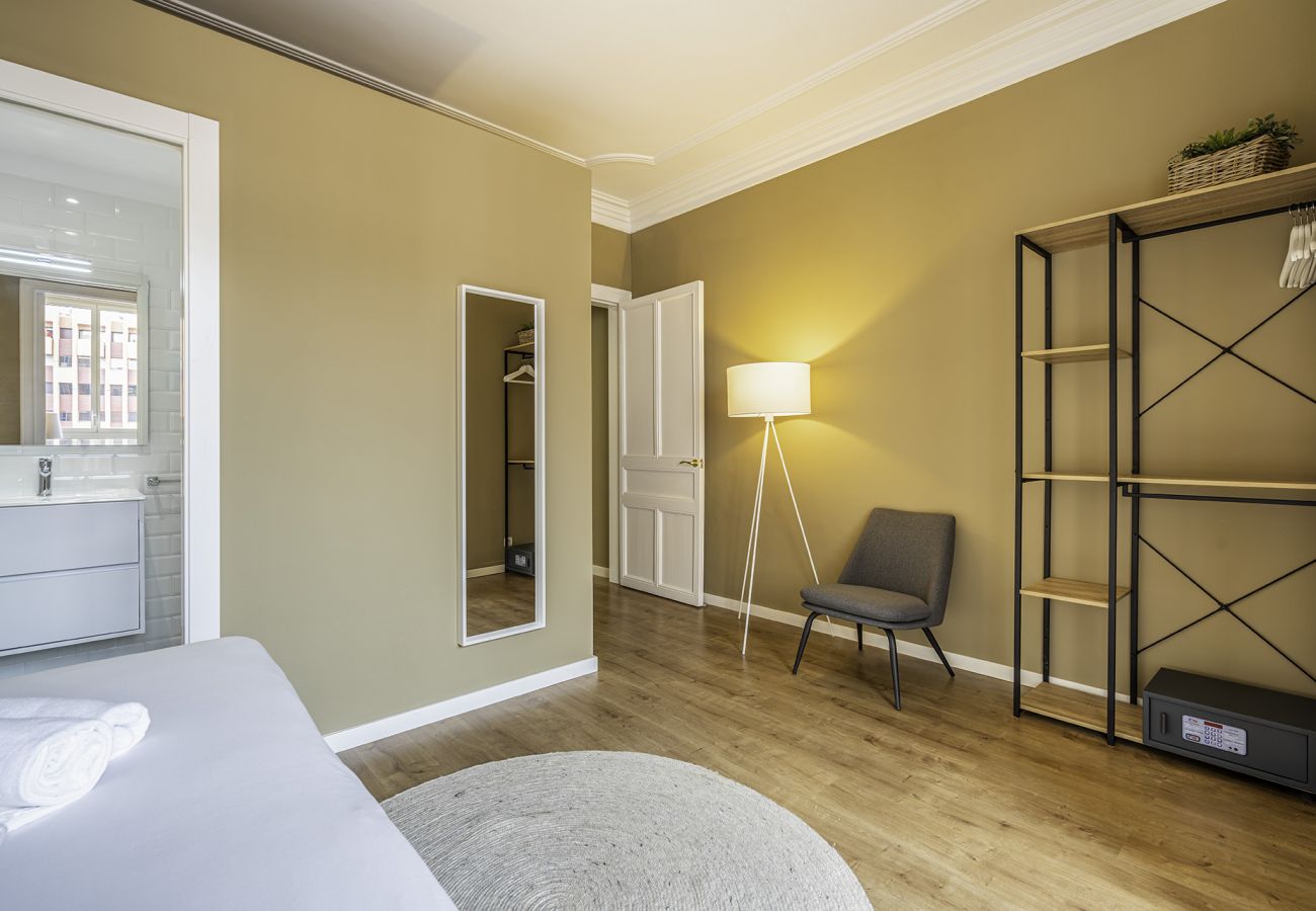 Ferienwohnung in Barcelona - Ola Living Aribau D 3