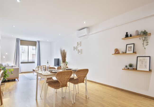 Ferienwohnung in Barcelona - OLA LIVING CONSELL DE CENT 7