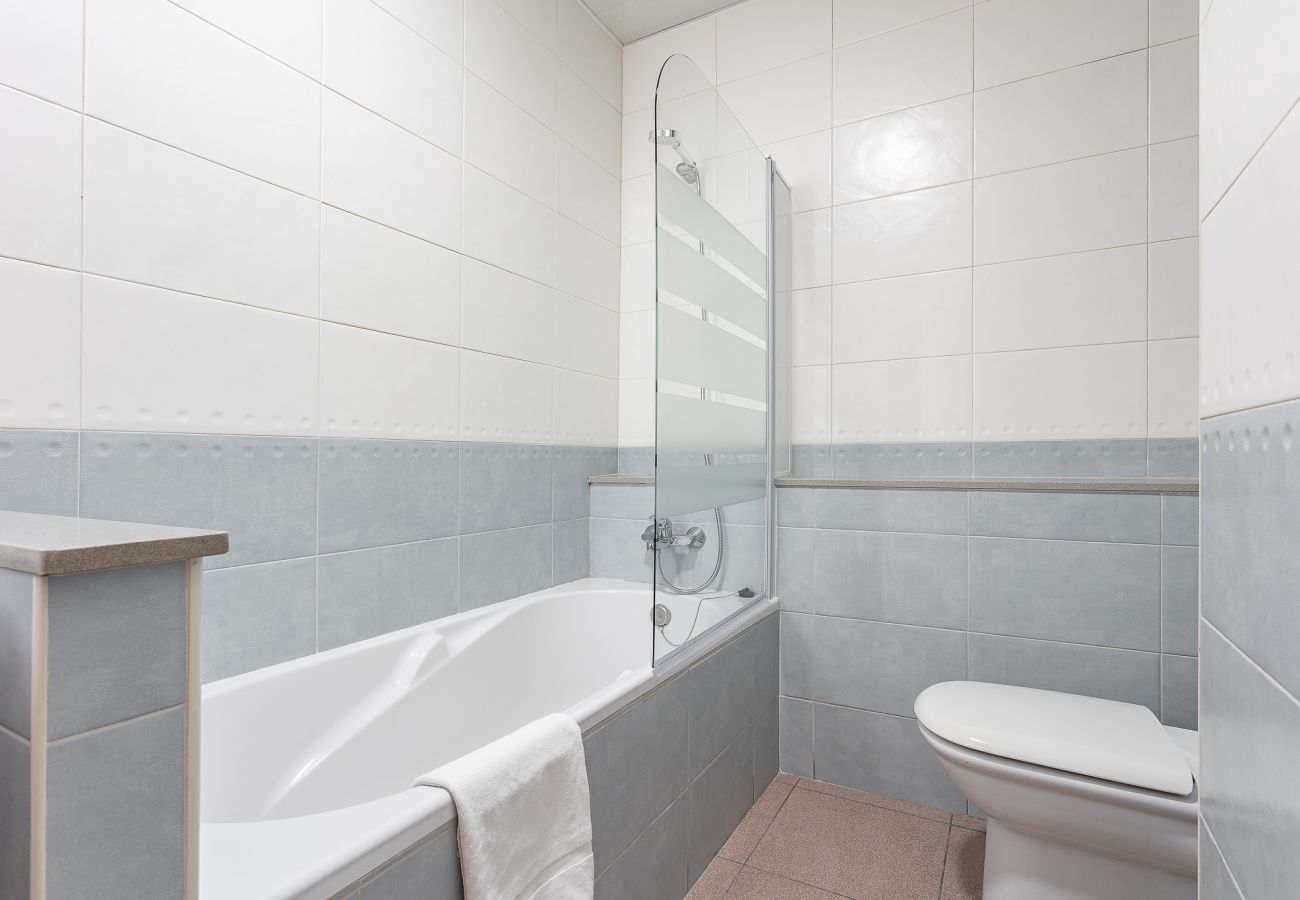 Ferienwohnung in Barcelona - OLA LIVING CONSELL DE CENT 5