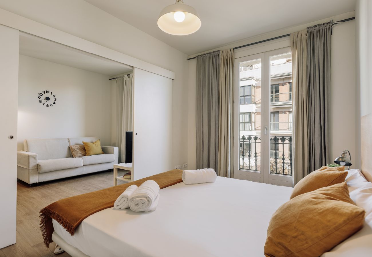Ferienwohnung in Barcelona - OLA LIVING ST ANTONI 201