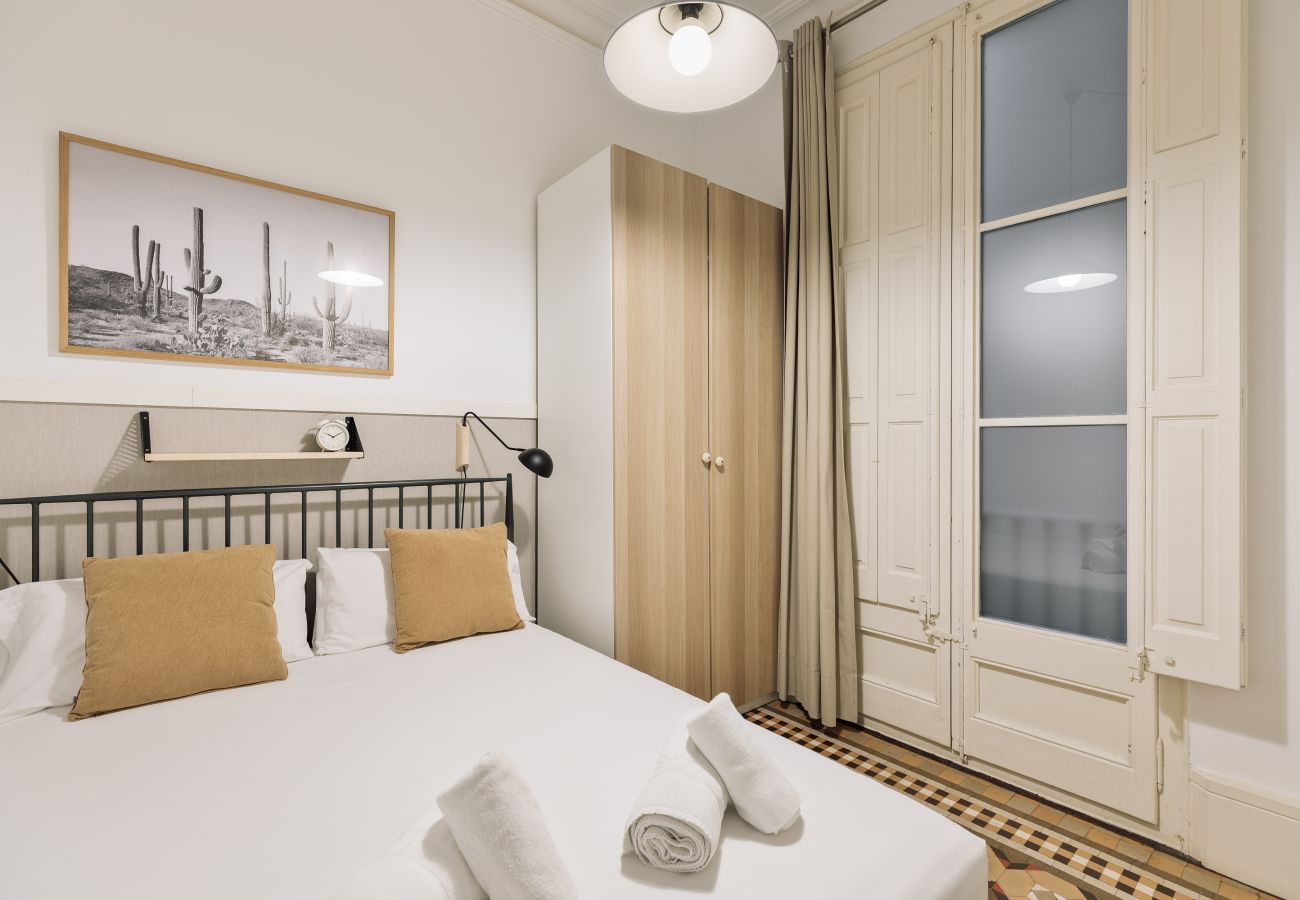 Ferienwohnung in Barcelona - OLA LIVING ARC DE TRIOMF 101