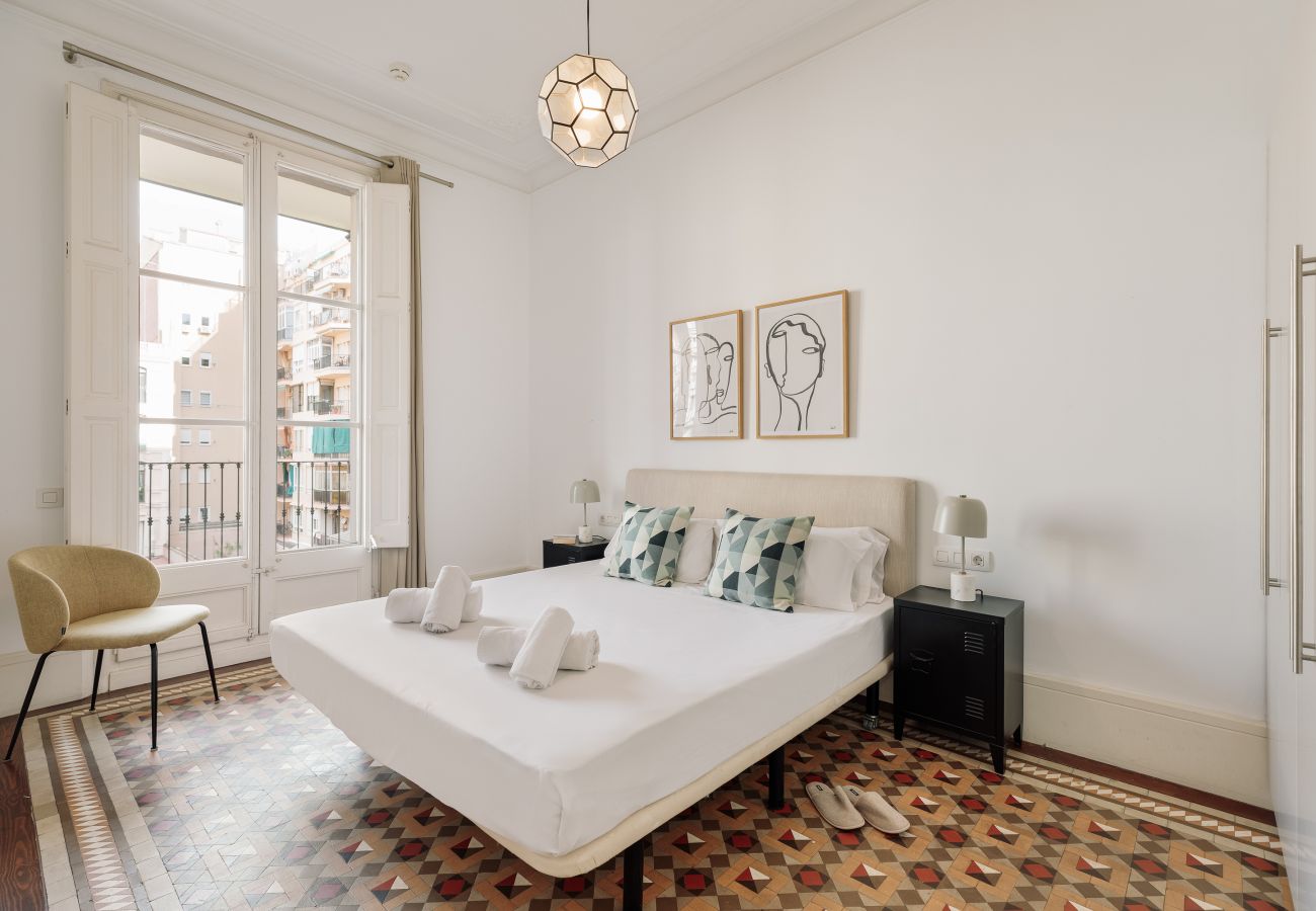 Ferienwohnung in Barcelona - OLA LIVING ARC DE TRIOMF 101