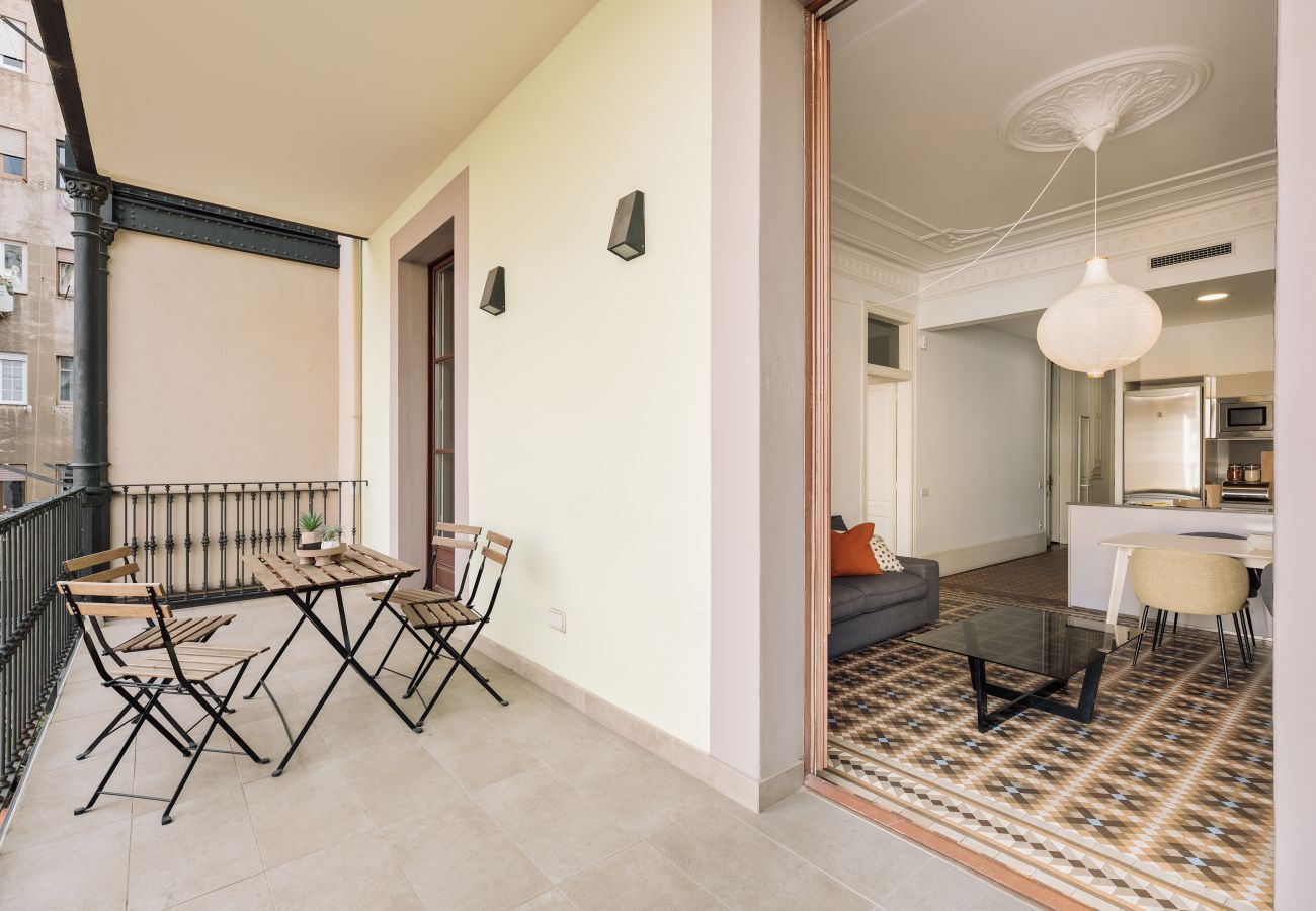 Ferienwohnung in Barcelona - OLA LIVING ARC DE TRIOMF 101