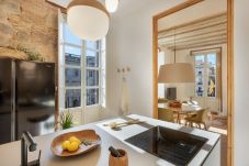Apartment in Barcelona - OLA LIVING BISBE SQUARE VIEW 1.1