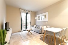 Apartment in Barcelona - OLA LIVING MERCE MAR 4