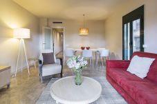 Apartment in Barcelona - OLA LIVING MERCE SOL 1