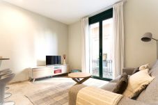 Apartment in Barcelona - OLA LIVING MERCE VELA 3
