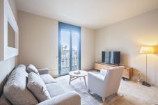 Apartment in Barcelona - OLA LIVING MERCE VELA 5