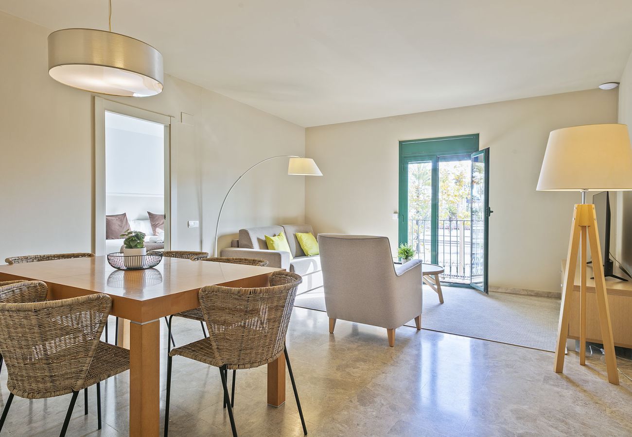 Apartment in Barcelona - OLA LIVING MERCE SOL 4