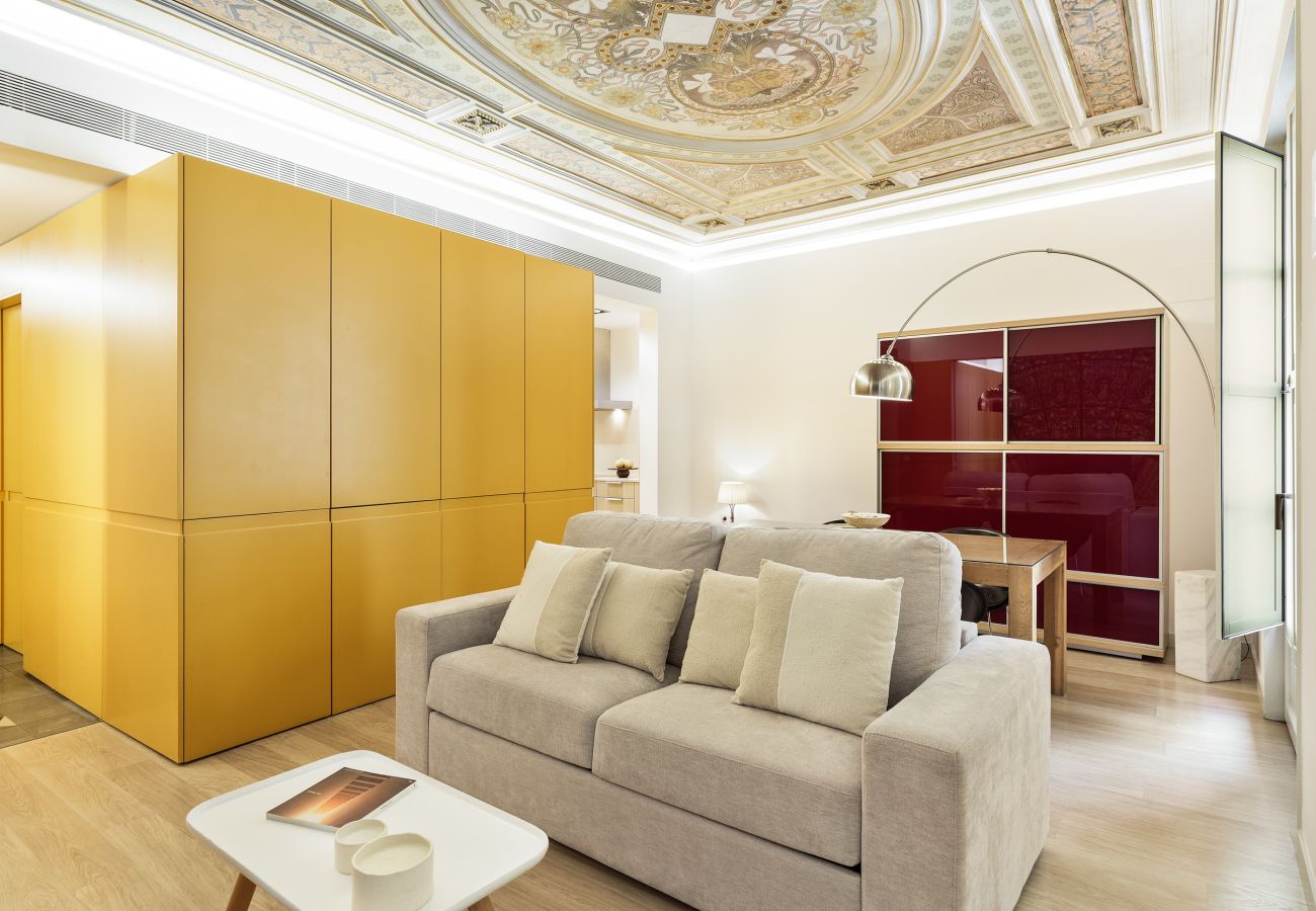 Apartment in Barcelona - OLA LIVING PETRITXOL LES RAMBLES
