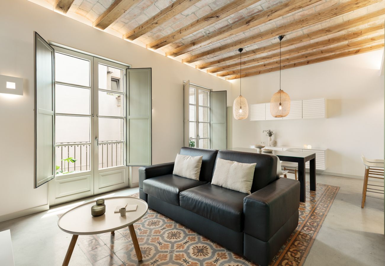 Apartment in Barcelona - OLA LIVING PETRITXOL LES RAMBLES