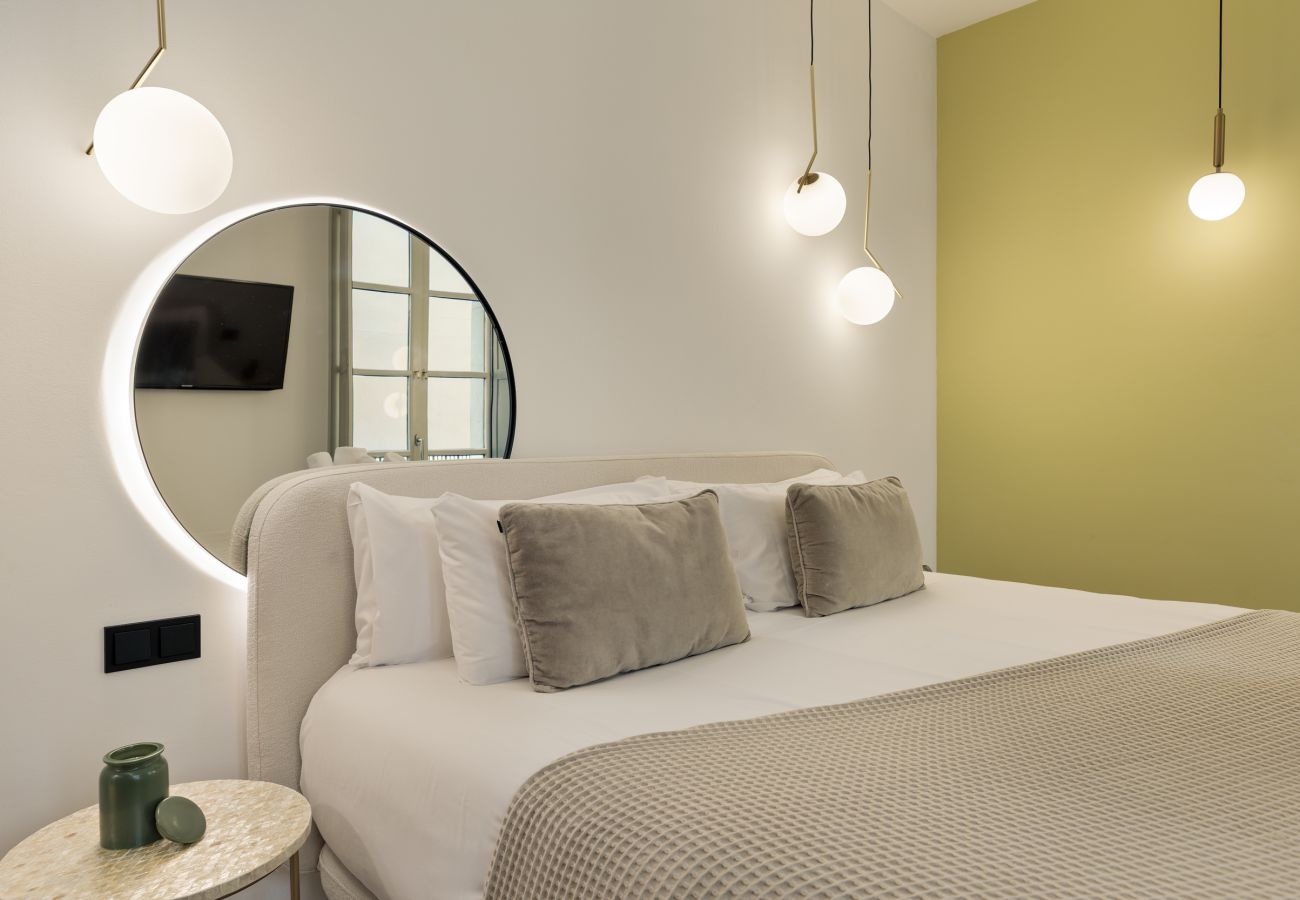 Apartment in Barcelona - OLA LIVING PETRITXOL SANTA MARÍA DEL MAR