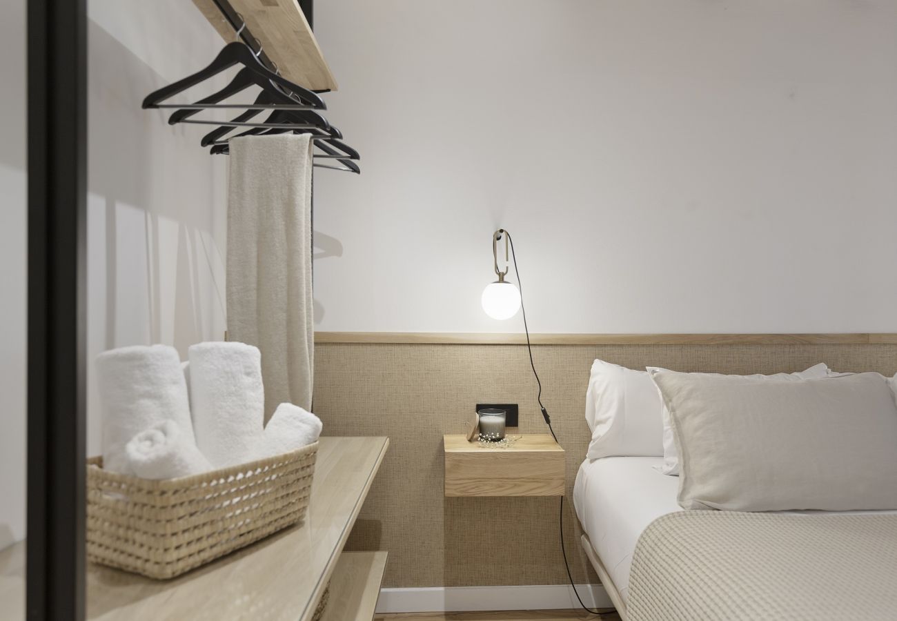 Apartment in Barcelona - OLA LIVING CALABRIA 0 DUPLEX