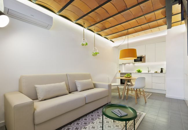 Apartment in Barcelona - OLA LIVING CALABRIA 1 DUPLEX