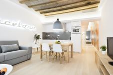 Apartment in Barcelona - OLA LIVING SANTA ANNA 3