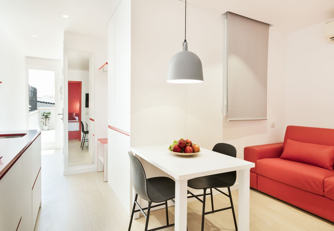 Apartment in Barcelona - OLA LIVING SANTA ANNA ATTIC