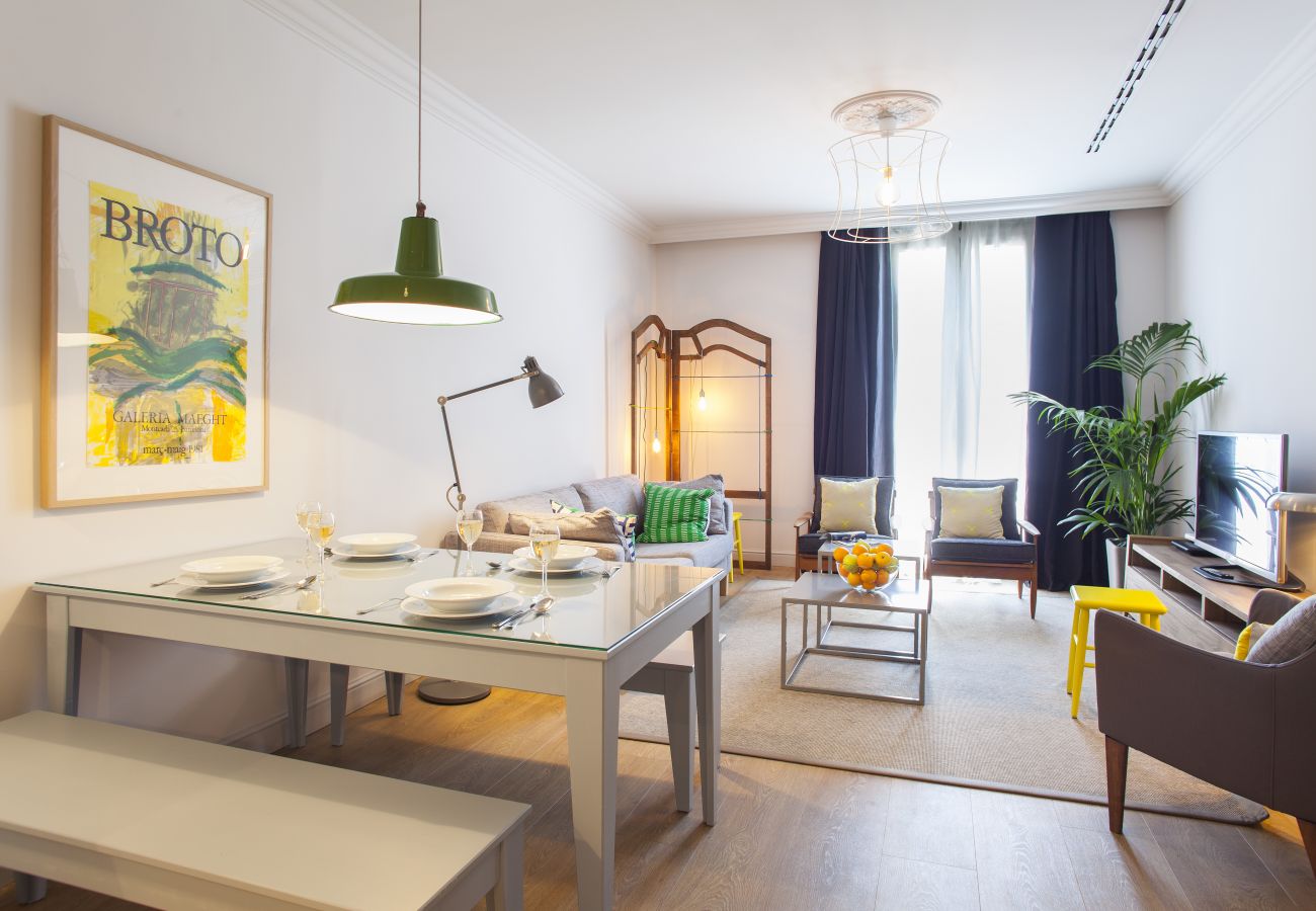 Apartment in Barcelona - OLA LIVING BROTO