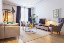 Apartment in Barcelona - OLA LIVING BROTO