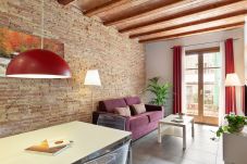 Apartment in Barcelona - OLA LIVING MACBA 4