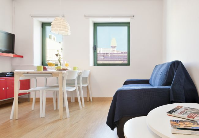 Apartment in Barcelona - OLA LIVING VIDRERIA 6 ATIC