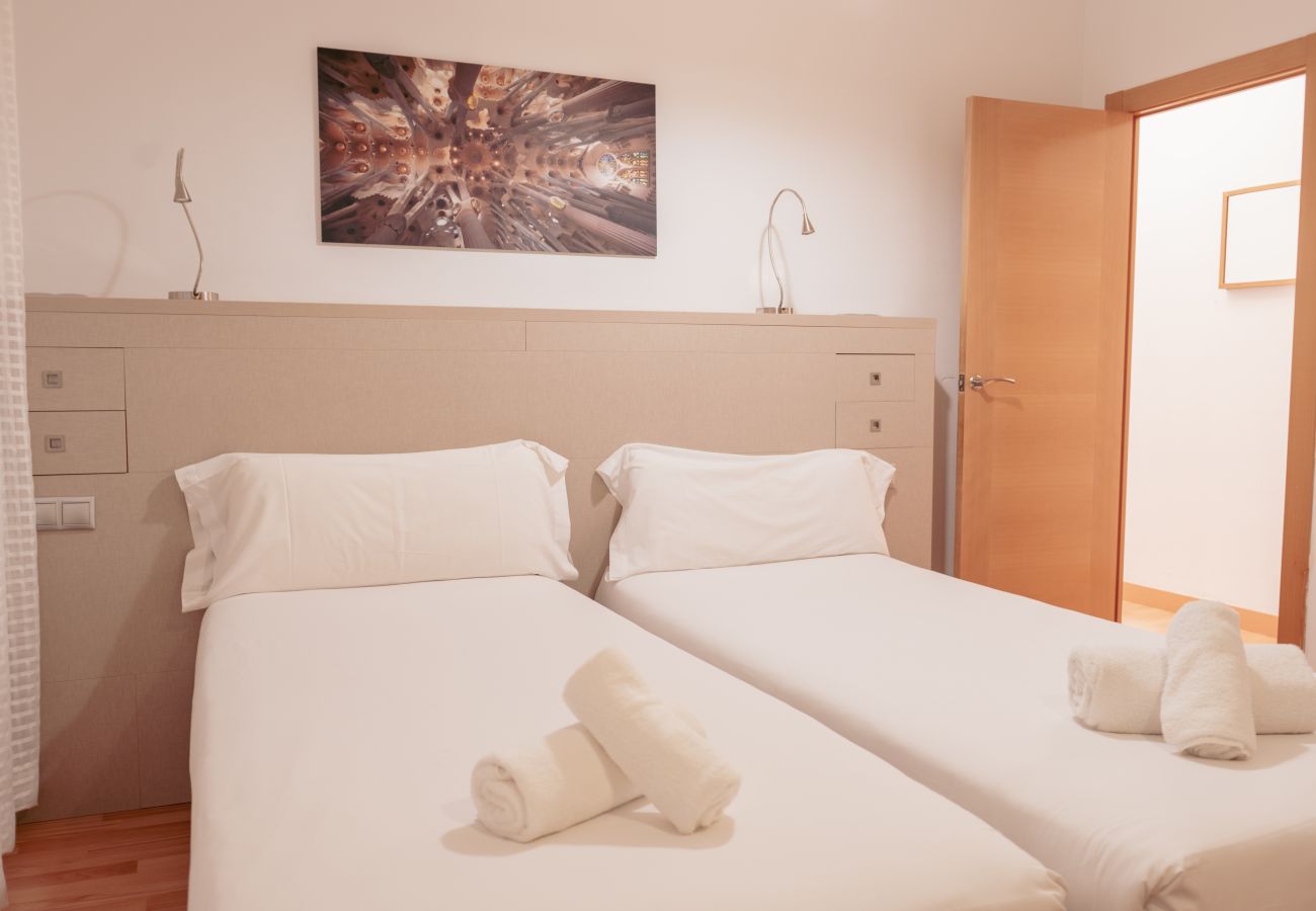 Apartment in Barcelona - OLA LIVING SAGRADA FAMILIA 1